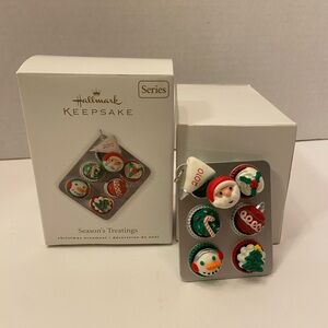 2010 Hallmark Keepsake Season’s Treatings Ornament